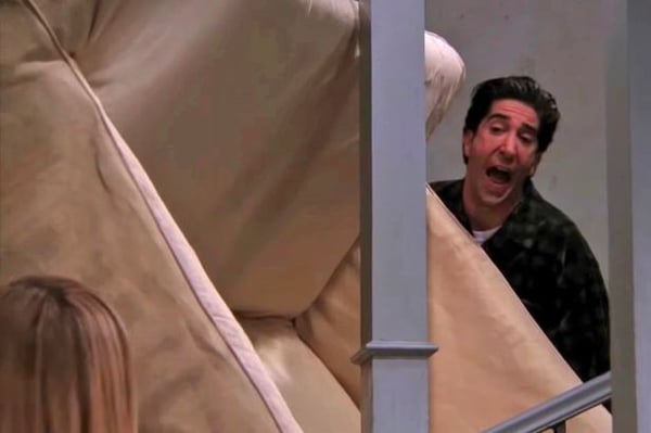 2_Pivot-Mathematician-reveals-how-Ross-Geller-could-have-got-the-couch-up-the-stairs-in-iconic-Friend